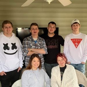 Meet your Posher, Carolyn